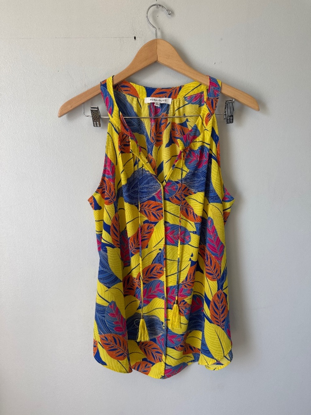 Rose + Olive tropical leaf tank